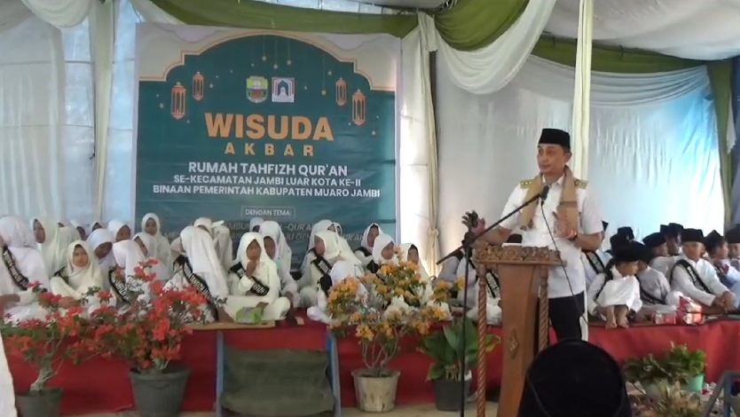 PJ Bupati Bachyuni Deliansyah Apresiasi Wisuda Akbar Rumah Tahfizh Qur’an 