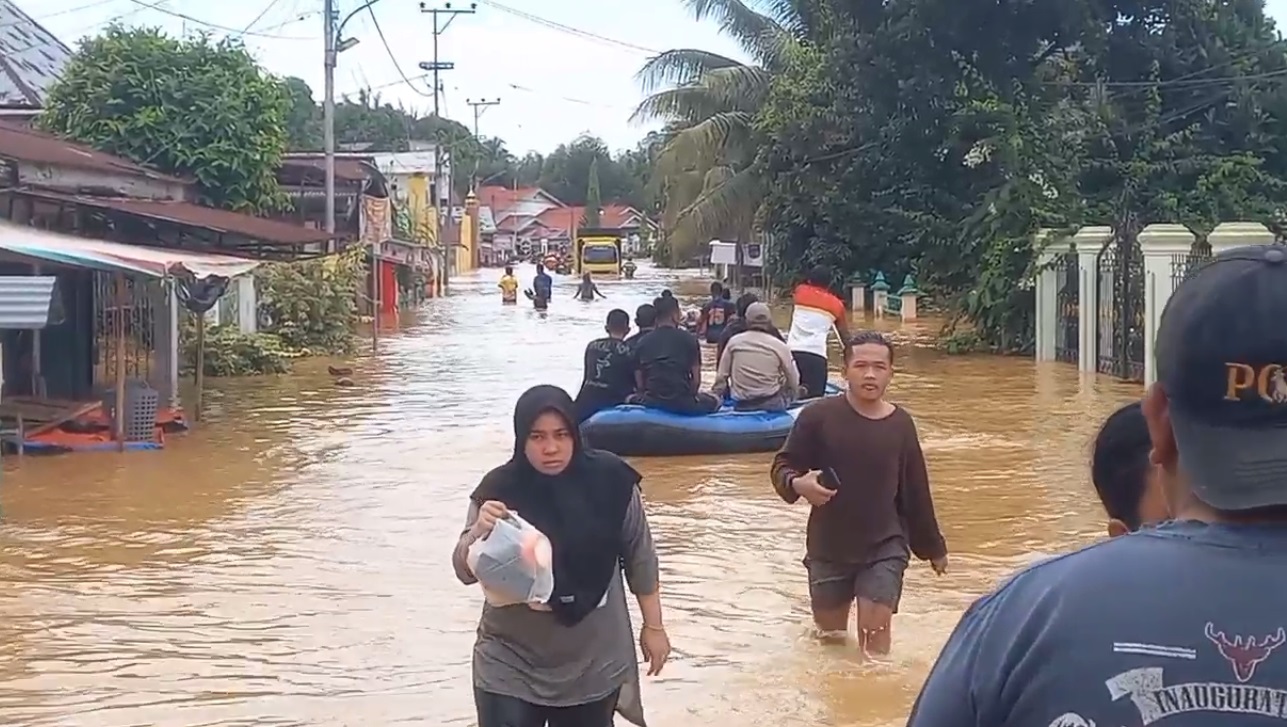 DLH Sebut Banjir Bandang Sarolangun Akibat Aktifitas Peti Yang Menyebabkan Pendangkalan