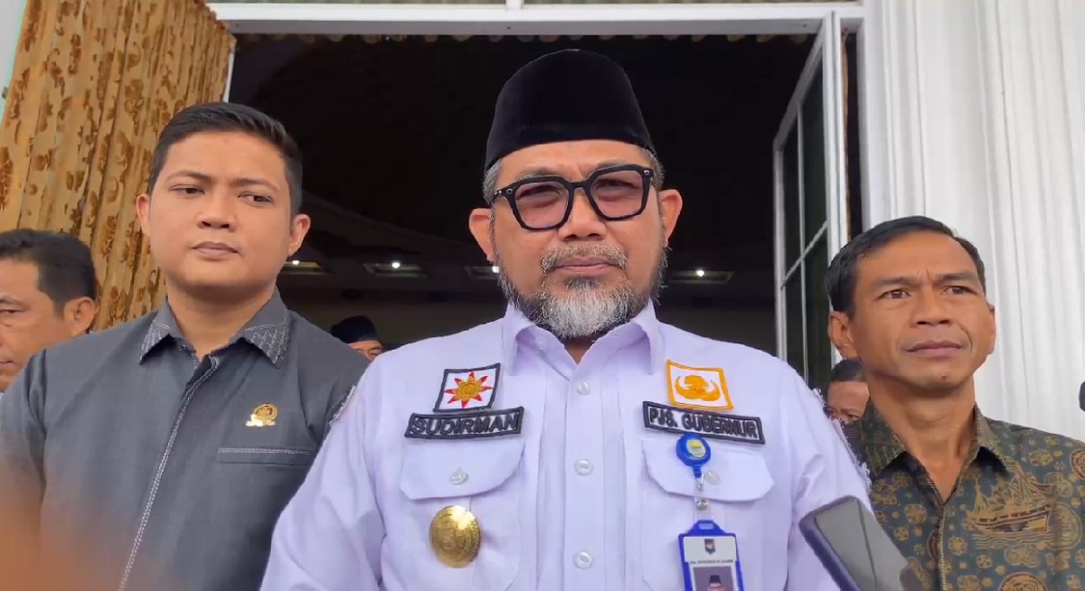 PJS Gubernur Jambi Sudirman Hadiri Deklarasi Netralitas ASN dan Kades