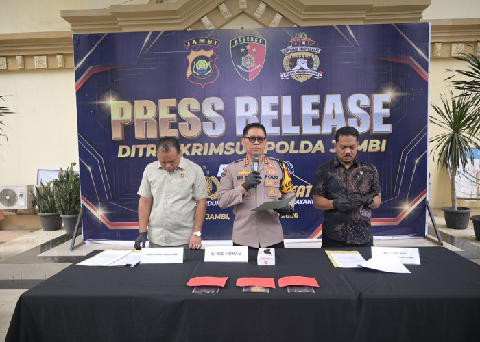Polda Jambi Gelar Konferensi Pers Pengungkapan Kasus Dugaan Tambang Emas Ilegal di Bungo