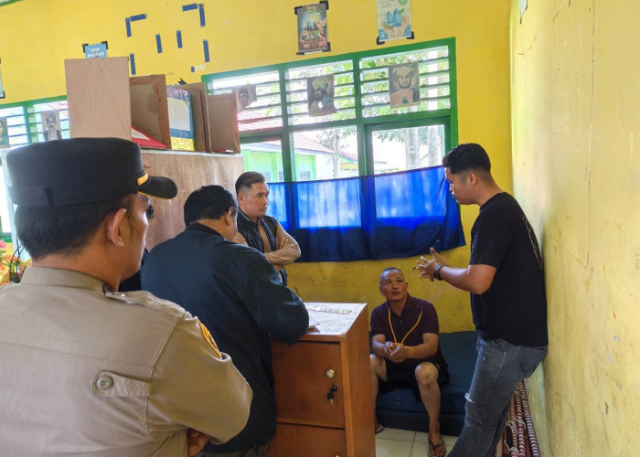 Polisi Gelar Rekonstruksi Kasus Asusila Guru ASN Di Sungai Penuh 