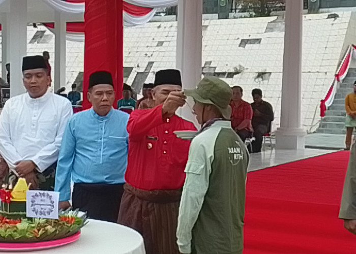 Hari Jadi Kabupaten Tebo ke - 24, Pemkab Gelar Upacara dan Potong Nasi Tumpeng