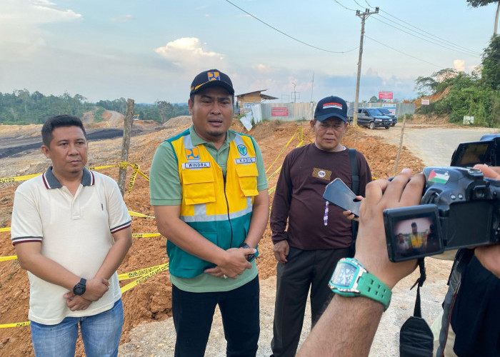 Kadis PUTR Geram, Jalan Kabupaten Batanghari Rusak Parah Akibat Tambang Batubara PT. HSBB