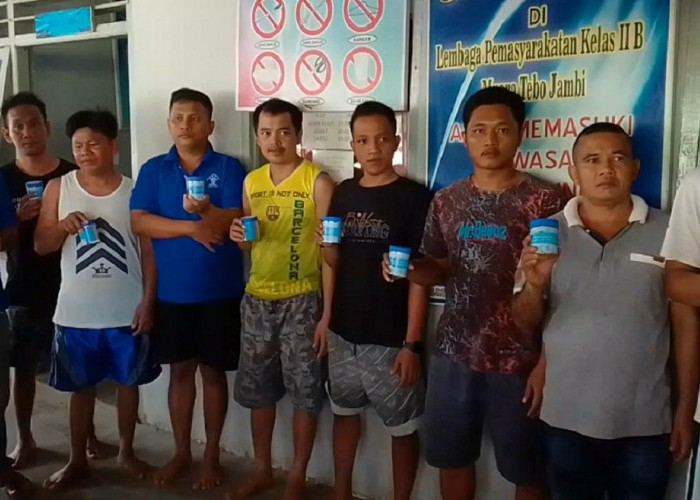 Petugas Gabungan Geledah Kamar Tahanan di Lapas Kelas IIB Muara Tebo, 20 Orang Jalani Test Urine Mendadak