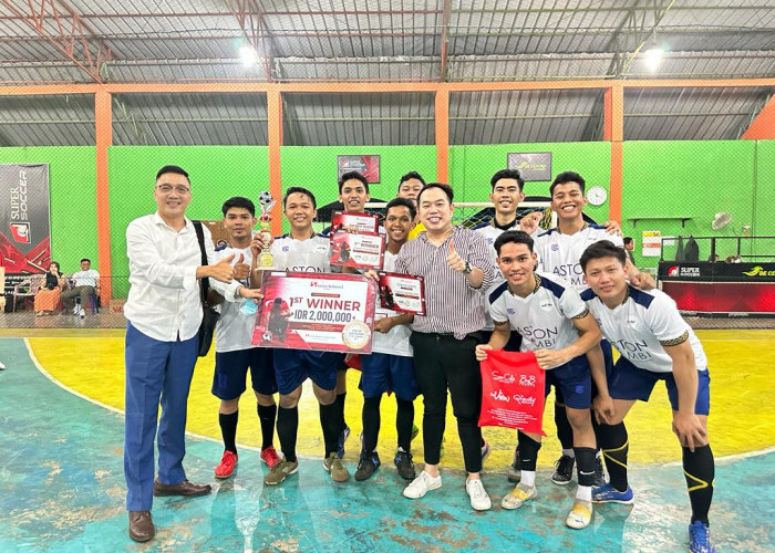 Aston Jambi Juara 1 Turnamen Futsal Open Hotelier & Restaurant 2023