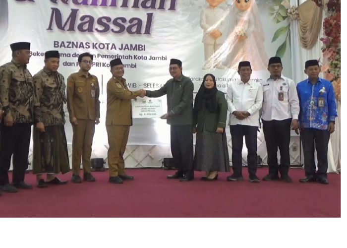 14 Pasangan Ikuti Nikah Massal Gratis, Wali Kota Maulana Turut Jadi Saksi