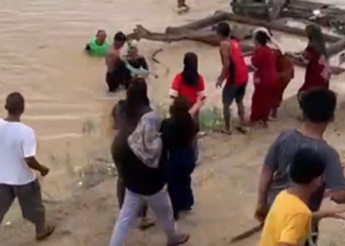 Seorang Bocah Di Desa Pulau Kayu Aro Tenggelam Saat Mandi Di Sungai 