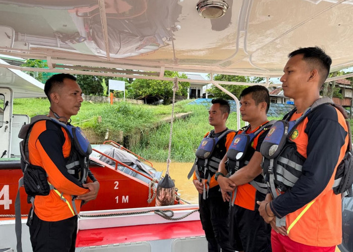 Kapal Muatan Sawit Tenggelam di Perairan Simbur Naik Jambi, 3 Orang ABK Dilaporkan Hilang