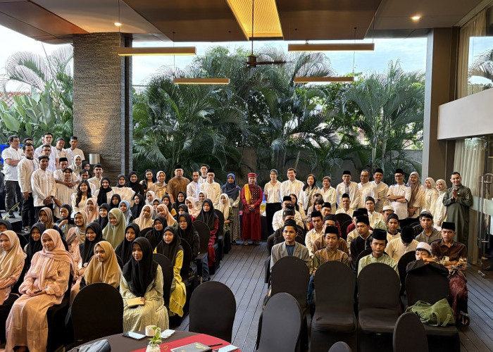 Ramadan 1447 H - 2026, Aston Jambi Berbagi Buka Bersama Manajemen Aston Jambi dengan Panti Asuhan Bina Insani 