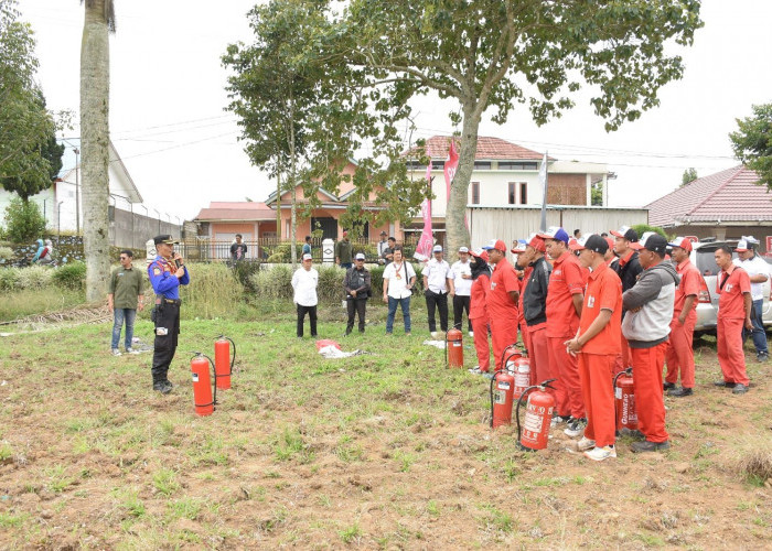 Ingatkan Tentang Pentingnya Pelayanan ke Masyarakat, Pertamina Kumpulkan Pengawas dan Operator SPBU