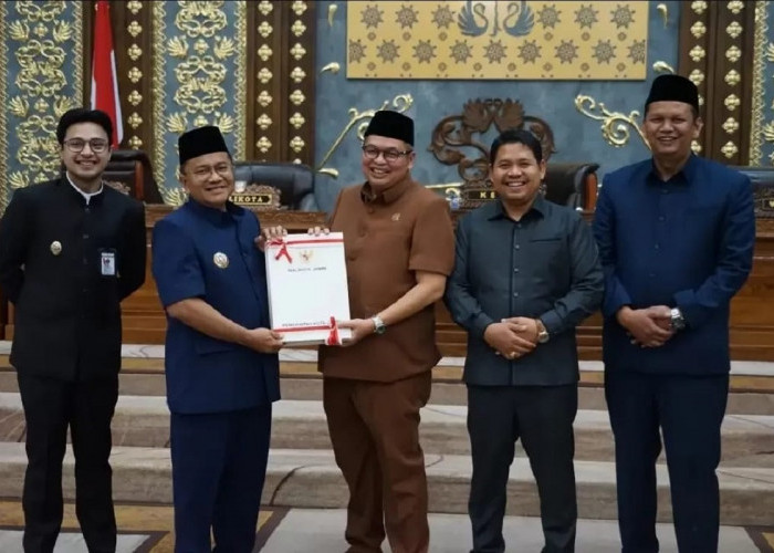 Maulana Ajukan Perubahan APBD 2026, Pendapatan Kota Jambi Diproyeksi Tembus Rp1,79 Triliun
