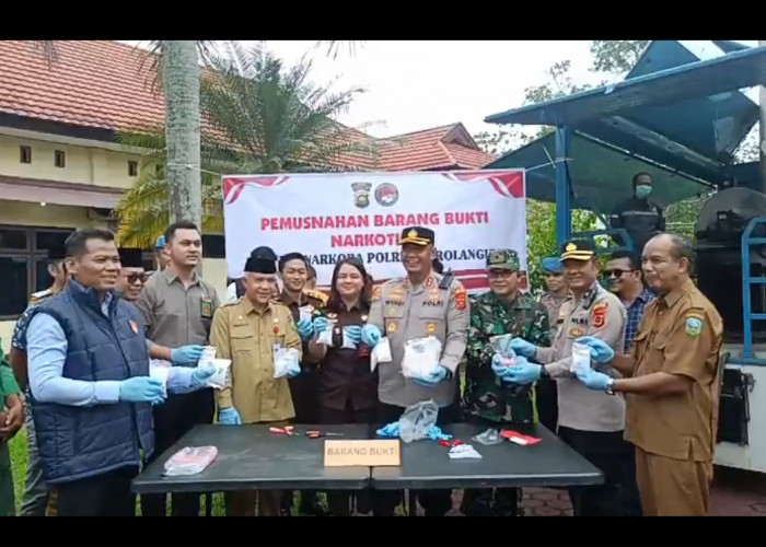 Berantas Narkoba, Ribuan Gram Sabu dan Ratusan Ekstasi Dimusnahkan