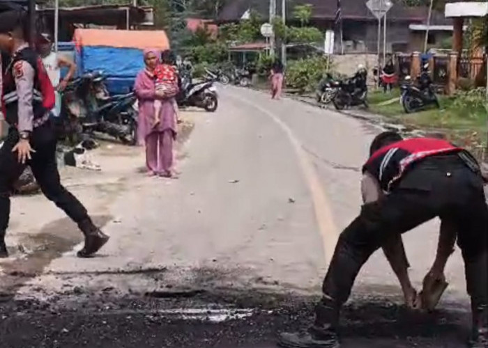 Sempat Di Blokir Warga, Jalan Nasional di Tarutung Akhirnya Dibuka