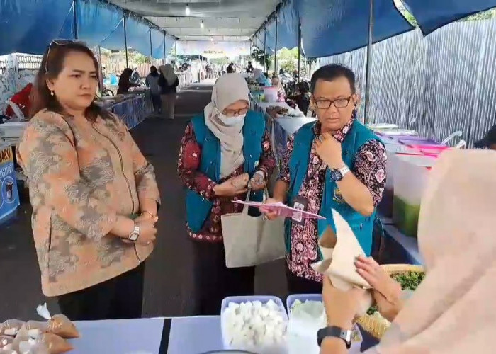 BPOM Jambi Sidak Periksa Takjil di Pasar Bedug dalam Kota Jambi, Begini Hasilnya !