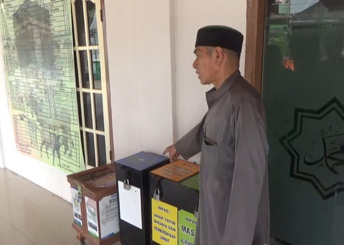 Pakai Linggis, Pelaku yang Bobok Kotak Amal Masjid Al Munawarah Larikan Uang Rp 1,7 Juta