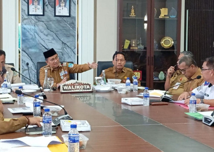 Pemkot Jambi Rapat Evaluasi Penerimaan Retribusi TW 1 Tahun 2026 dan Penyusunan Proyeksi Target Retribusi 2027