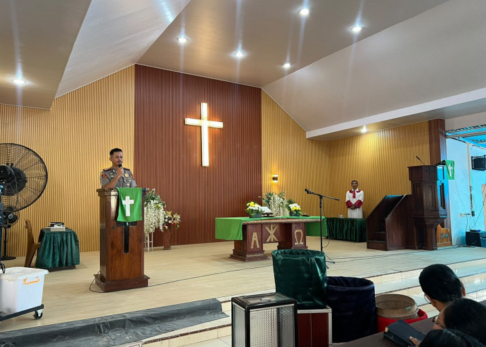 Minggu Kasih di HKBP Agave, Kapolres Muaro Jambi Ingatkan Jemaat soal Narkoba hingga Hoaks