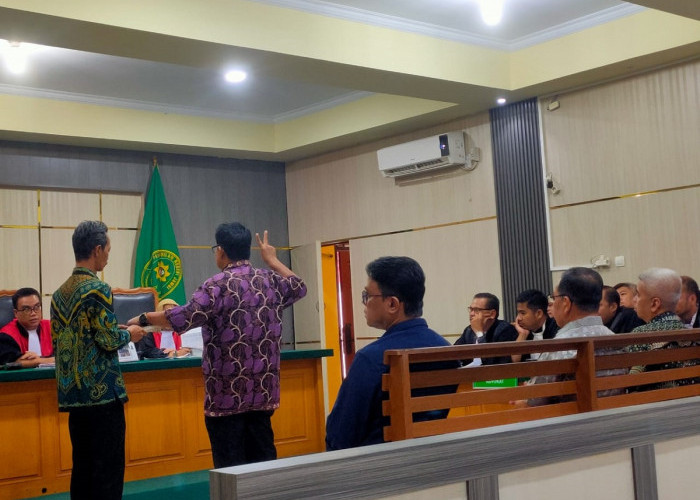 Sidang Korupsi Sucolite PDAM Tirta Mayang: Eks Dirut Sebut Pengadaan Sudah Sesuai Prosedur