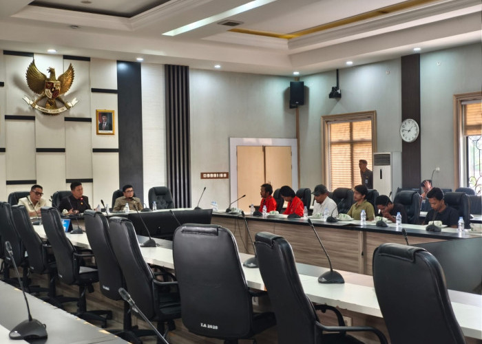 Dialog Warnai Aksi GMNI di DPRD Provinsi Jambi: Pimpinan Dewan Janji Tindaklanjuti Tuntutan Mahasiswa