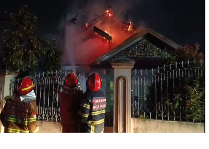 Kebakaran Rumah Terjadi di Jambi Selatan, Satu Bangunan Terbakar