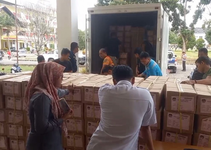 215 Box Surat Suara DPD RI Tiba di Kabupaten Sarolangun