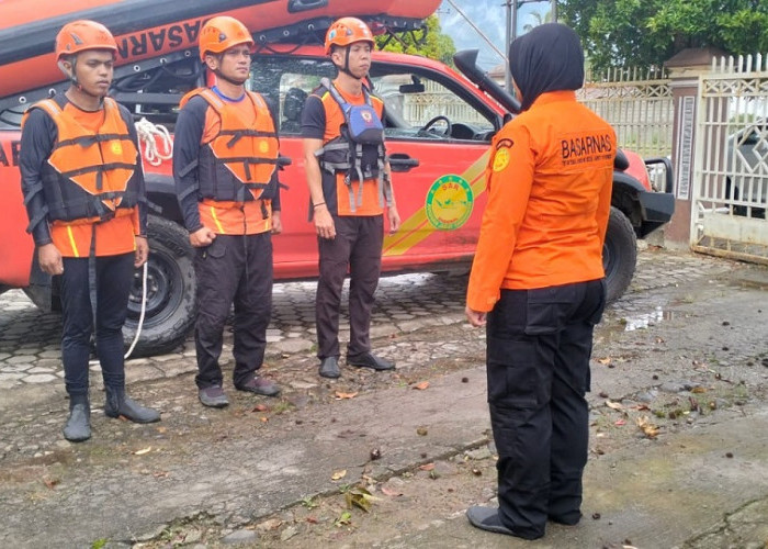 Mobil Masuk Jurang, Tim SAR Lakukan Pencarian Terhadap Dua Korban Di Perbatasan Merangin-Kerinci