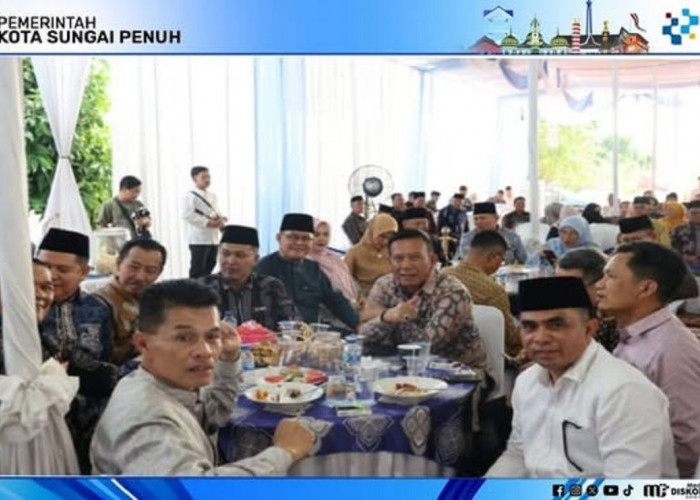 Penuh Khidmat, Wako Alfin dan Wawako Azhar Lepas Jemaah Haji Depati Payung Pondok Tinggi