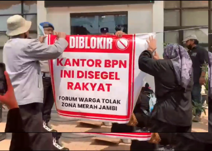 Ribuan Sertifikat Diblokir, Warga Segel Kantor BPN Kota Jambi