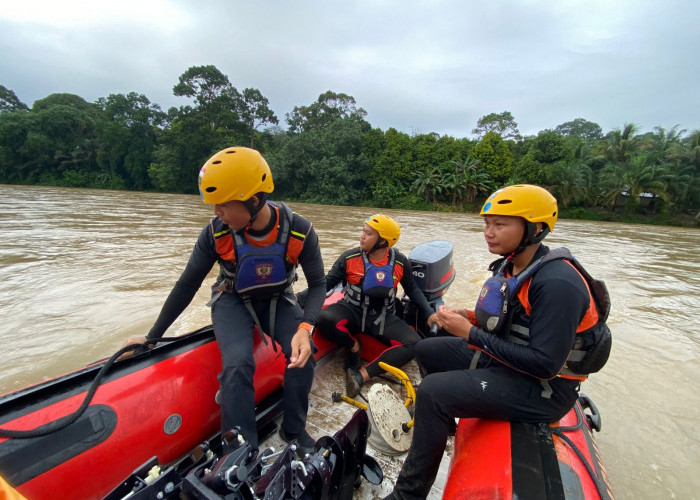 Remaja 15 Tahun Hanyut Di Sungai Batang Merangin Jambi, Tim SAR Gabungan Dikerahkan