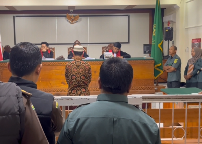 Dua Ahli Urologi Dan Ahli Bedah Pastikan Tindakan Khitan Terdakwa Sebabkan Luka Berat