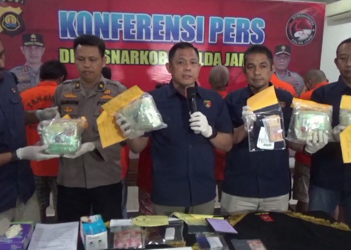 Polda Jambi Ringkus 5 Tersangka Narkoba, Amankan Barang Bukti 4 Kg Sabu Asal Aceh