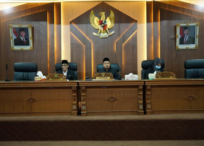 Paripurna DPRD Batang Hari, Pendapatan Daerah Terealisasi Rp. 1,4 Triliun