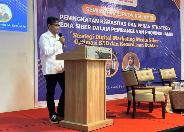 Ketua SMSI Provinsi Jambi Mukhtadi Buka Seminar dan Launching Website Keanggotaan SMSI 