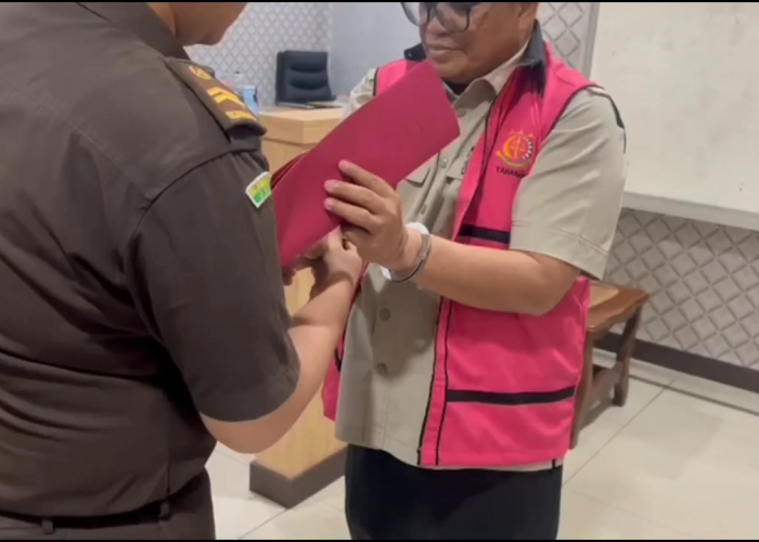 Korupsi Dana Sekretariat DPRD Herman Efendi : Siap Jalani Proses Hukum