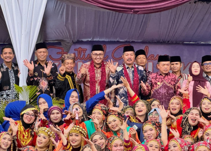 Gubernur Jambi dan Bupati Kerinci Hadiri Kenduri Sko Lima Desa Tanjung Pauh Mudik