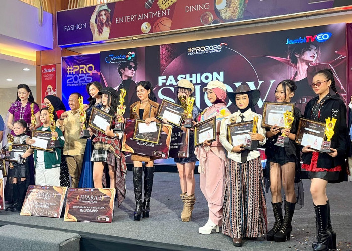 Fashion Show Casual Trendy Tarik Perhatian di Event PRO 2026