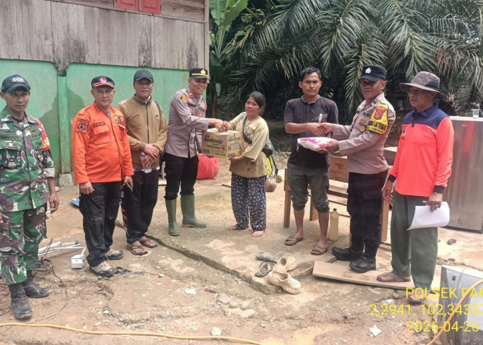 Polri Bersama Stakeholder Tangani Banjir di Merangin dan Sarolangun, Warga Diimbau Tetap Waspada