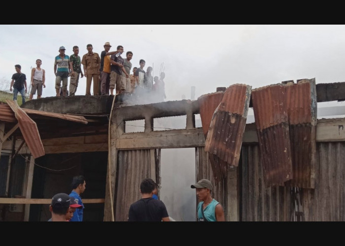 1 Ruko di Bahar Selatan Terbakar, Uang Rp 180 Juta Juga Hangus