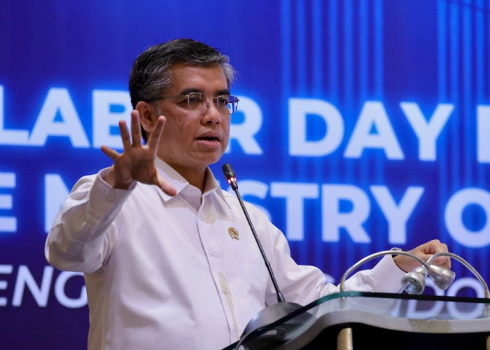 Menaker Tegaskan Kesempatan Kerja Tetap Terbuka di Tengah Tantangan Global