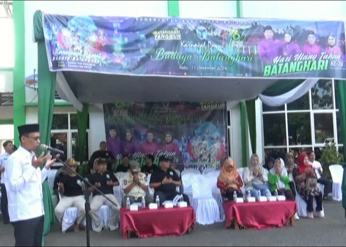 Meriahkan HUT Batanghari ke-76, Karnaval Pawai Budaya Sambut Semangat Persatuan dan Keberagaman