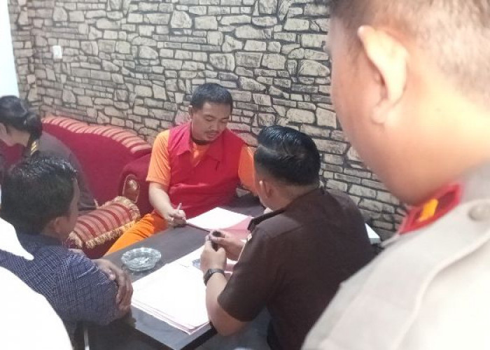 Dinyatakan P21, Tersangka Dugaan Tipidkor Dilimpahkan ke Kejari Tebo 