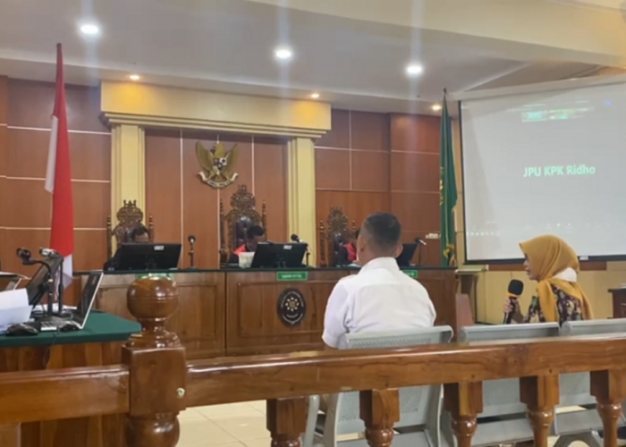  Emi Nopisah Jadi Saksi, Ungkap Ketidaktahuan Sekretariat DPRD soal Uang Ketok Palu RAPBD Jambi