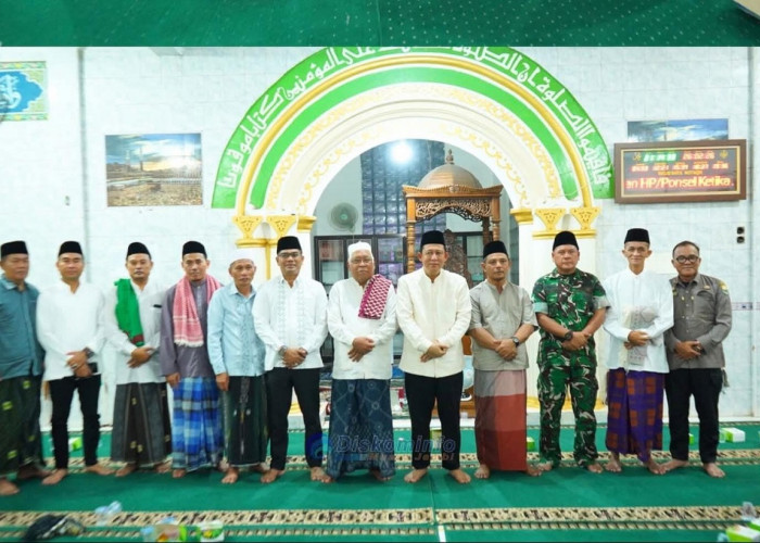 Hari Pertama Safari Ramadan 1447 H, Bambang Bayu Suseno Bawa Bantuan dan Pesan Pembangunan ke Sungai Terap