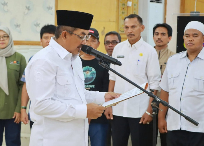 Bupati Anwar Sadat Kukuhkan KKMD, Dorong Regulasi Pengelolaan Mangrove di Tanjab Barat
