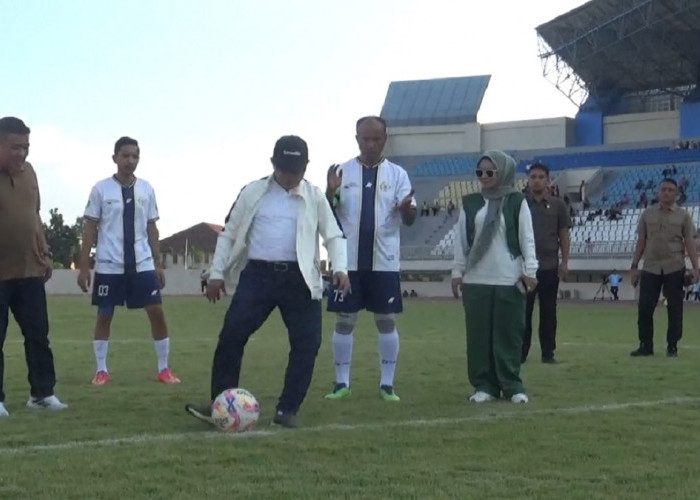 Gubernur Al Haris Resmi Buka Liga 4 Provinsi Jambi 2026 di Stadion Swarna Bhumi