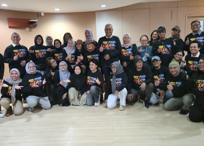 Ketua Umum PWI Pusat Lepas Peserta Kemah Budaya Wartawan