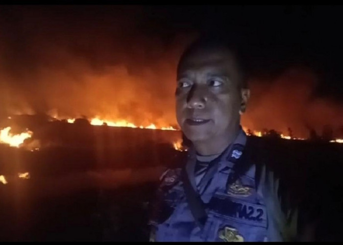 Karhutla Kembali Mengamuk di Seponjen, 10 Hektare Lahan Terbakar di Tengah Gelap