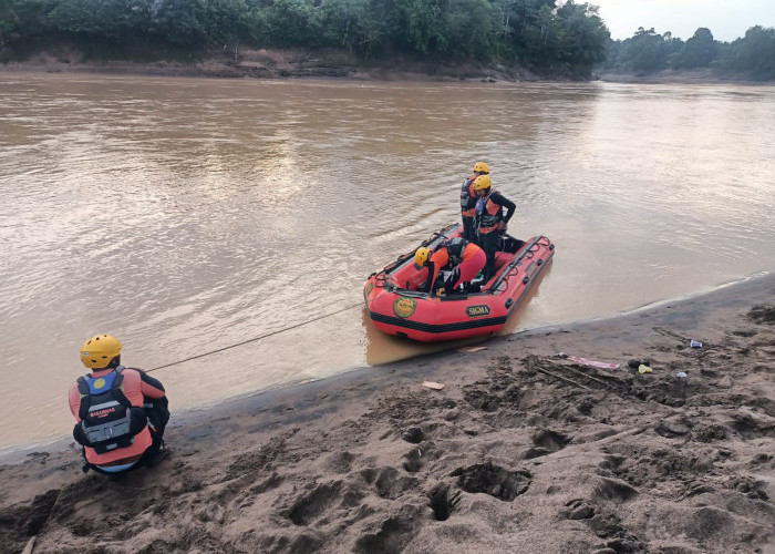 Lagi !!! Bocah 8 Tahun Hanyut di Sungai Batang Tembesi Sarolangun