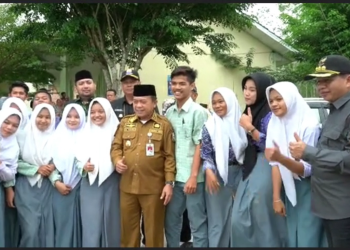 Pelajar SMK SMA di Jambi Kembali Sekolah Tatap Muka