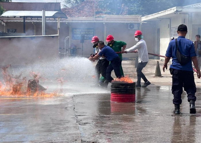Libatkan Damkar, Siloam Hospitals Jambi Gelar Simulasi Code Red dan Code Purple